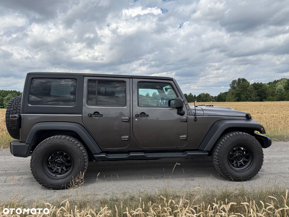 Jeep Wrangler - 7