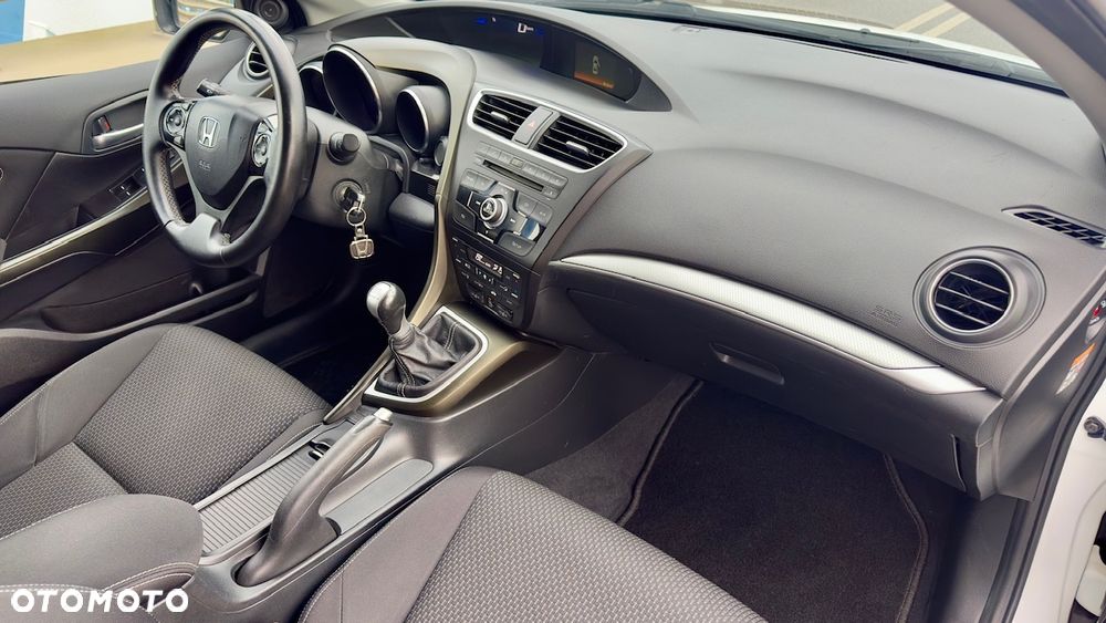 Honda Civic Tourer 1.8 i-VTEC Elegance - 15