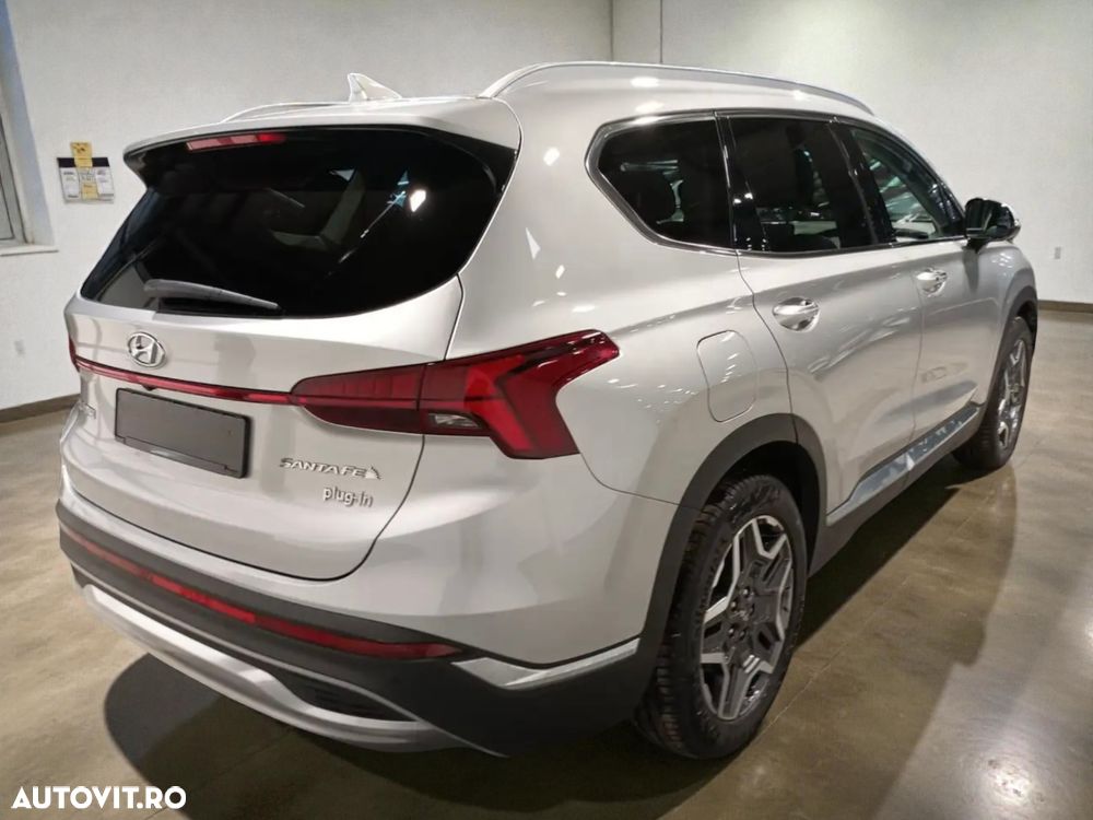 Hyundai Santa Fe 1.6 l 265 CP 4WD 6AT Luxury - 3