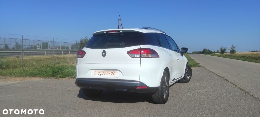 Renault Clio - 2