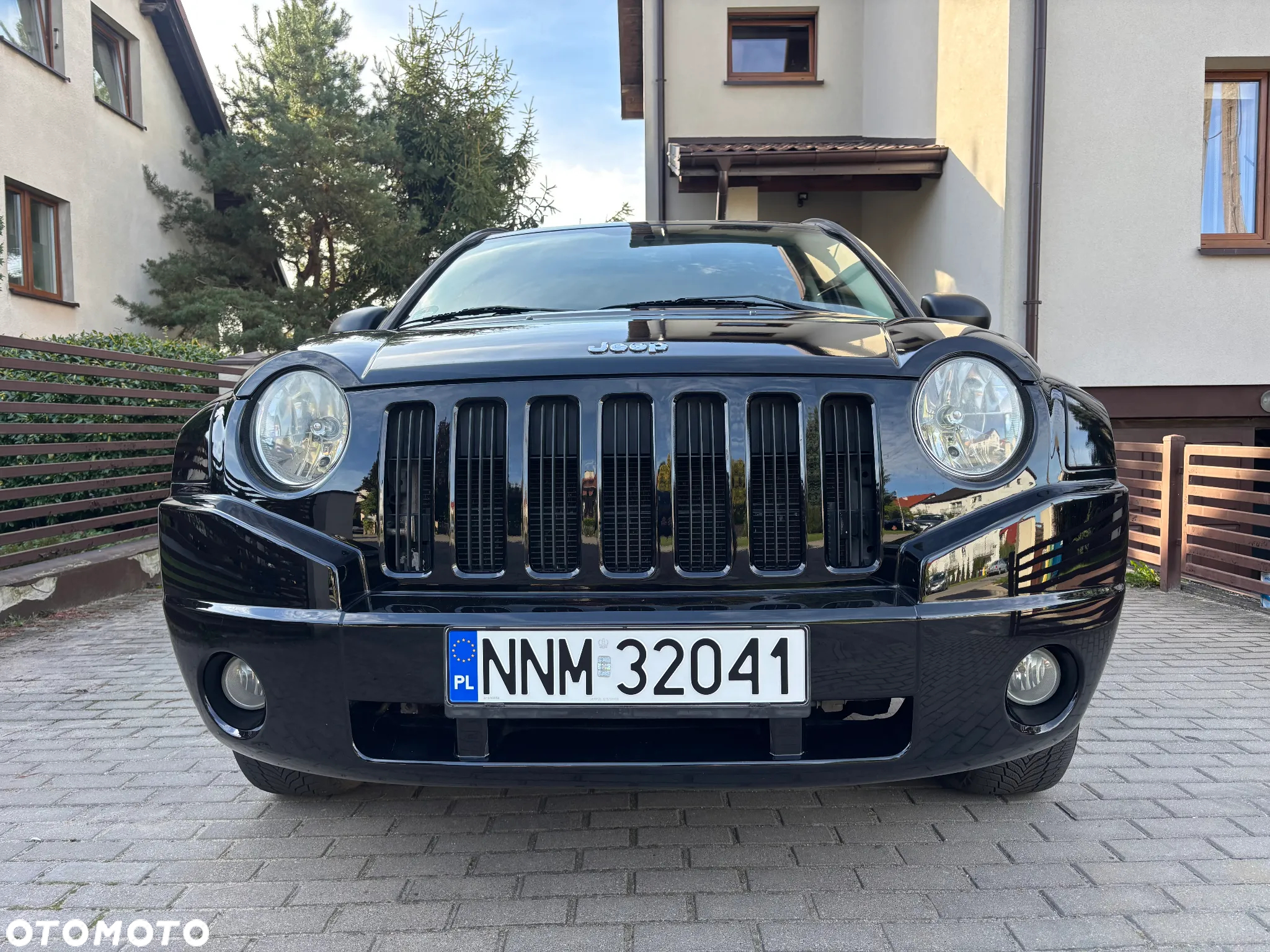 Jeep Compass - 10