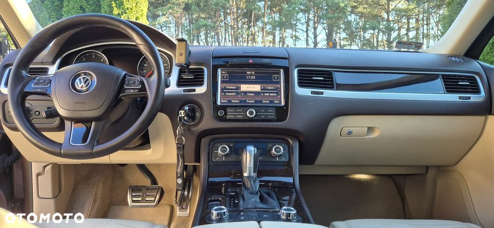Volkswagen Touareg 3.0 V6 TDI BMT - 34