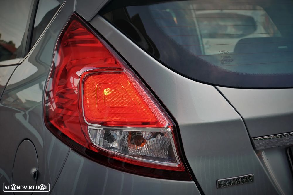 Ford Fiesta 1.5 TDCi Titanium - 37