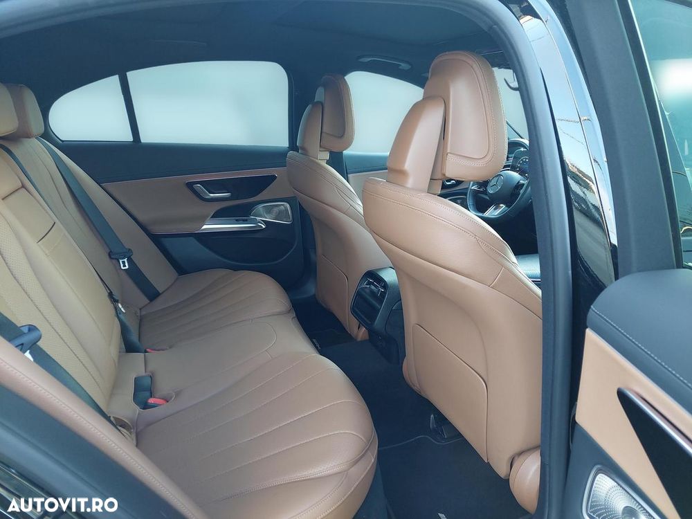 Mercedes-Benz E 400e 4Matic 9G-TRONIC AMG Line NIGHT Edition - 16