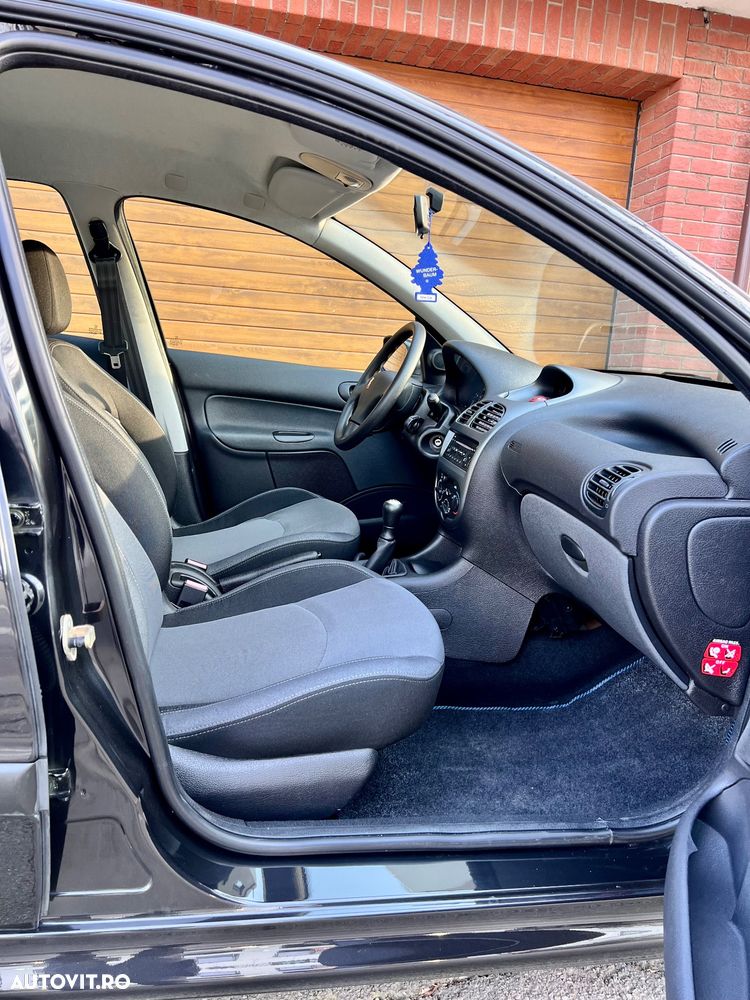 Peugeot 206 1.4E Starline - 6