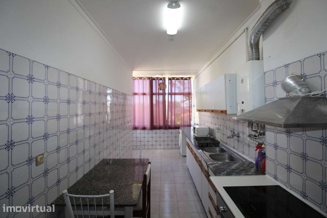 Apartamento T2 a 1 Km do Centro - Entrada a 1 de Setembro - Grande imagem: 4/22