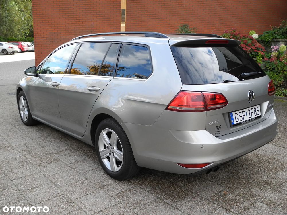 Volkswagen Golf - 4