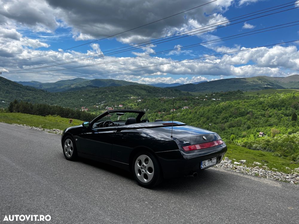 Alfa Romeo Spider - 8