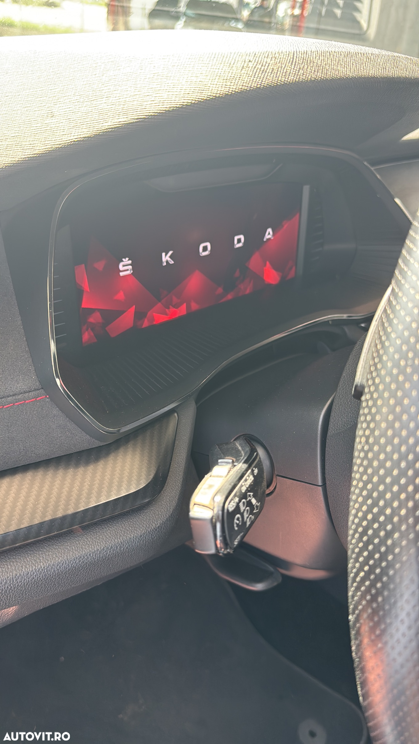 Skoda Octavia 2.0 TSI DSG RS - 5