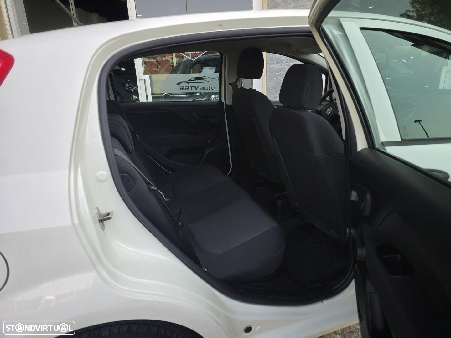 Fiat Punto 1.2 Easy S&S - 21