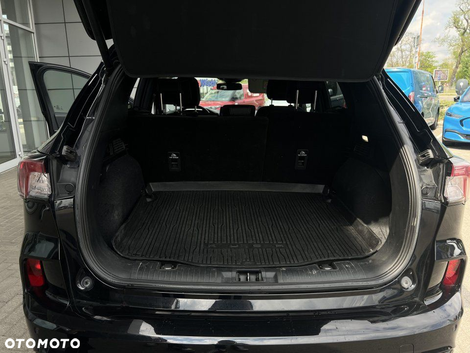 Ford Kuga - 14
