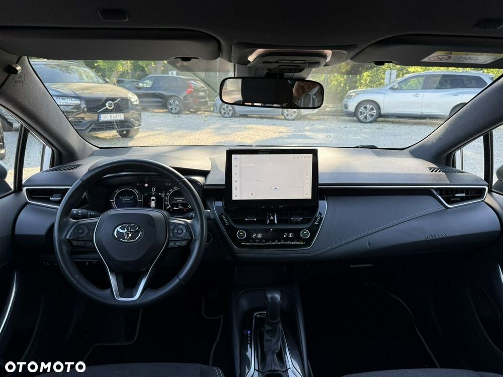 Toyota Corolla - 10
