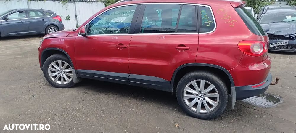 Dezmembrari / Dezmembrez Volkswagen Tiguan 2.0 CBAB cutie viteze KUG cod culoare LA3T - 7