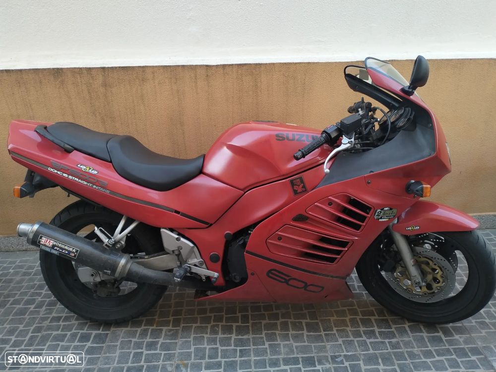Suzuki RF RF600R - 12