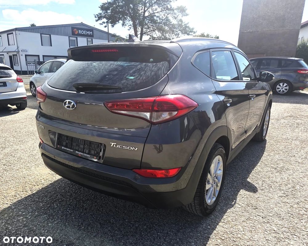 Hyundai Tucson 1.6 GDI BlueDrive Style 2WD - 15