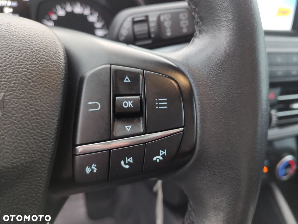 Ford Focus 1.0 EcoBoost Trend Edition - 27