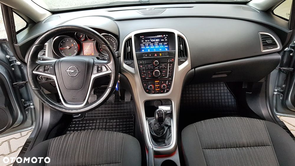 Opel Astra 1.4 T Cosmo - 6