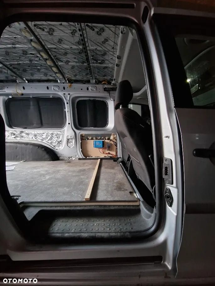 Volkswagen caddy - 10