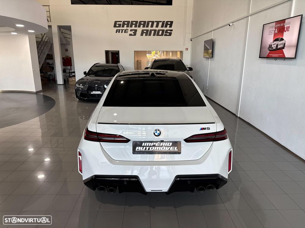BMW M5 Standard - 8