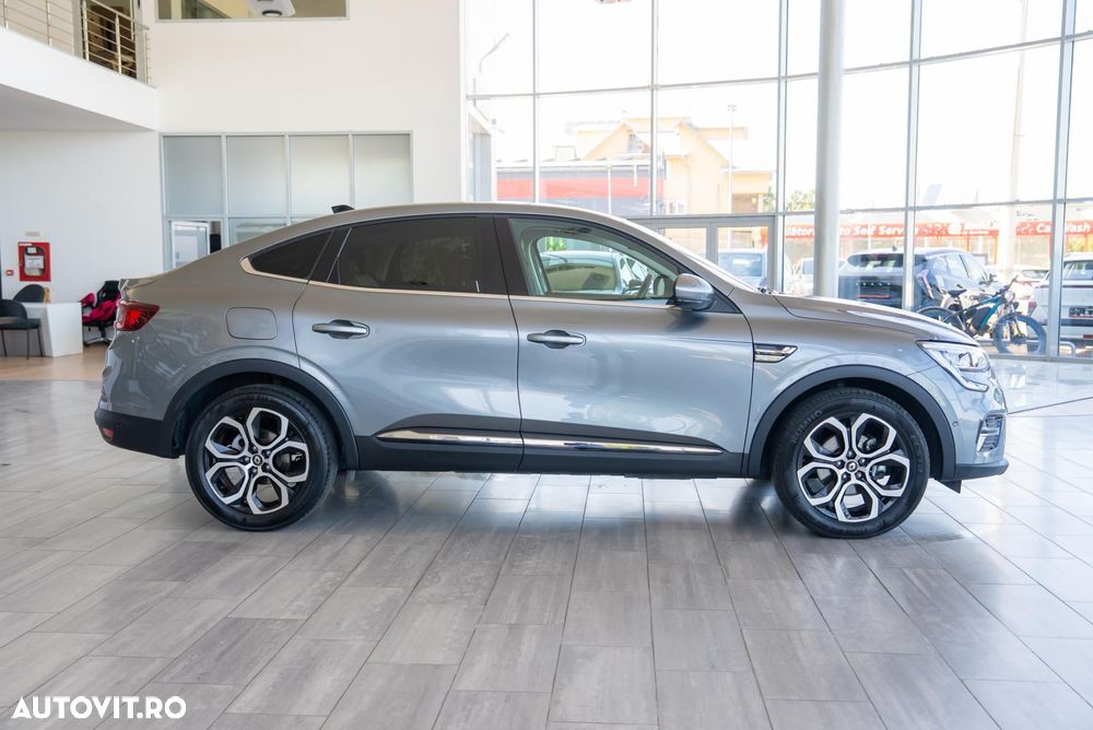 Renault Arkana E-TECH 145 Evolution - 8