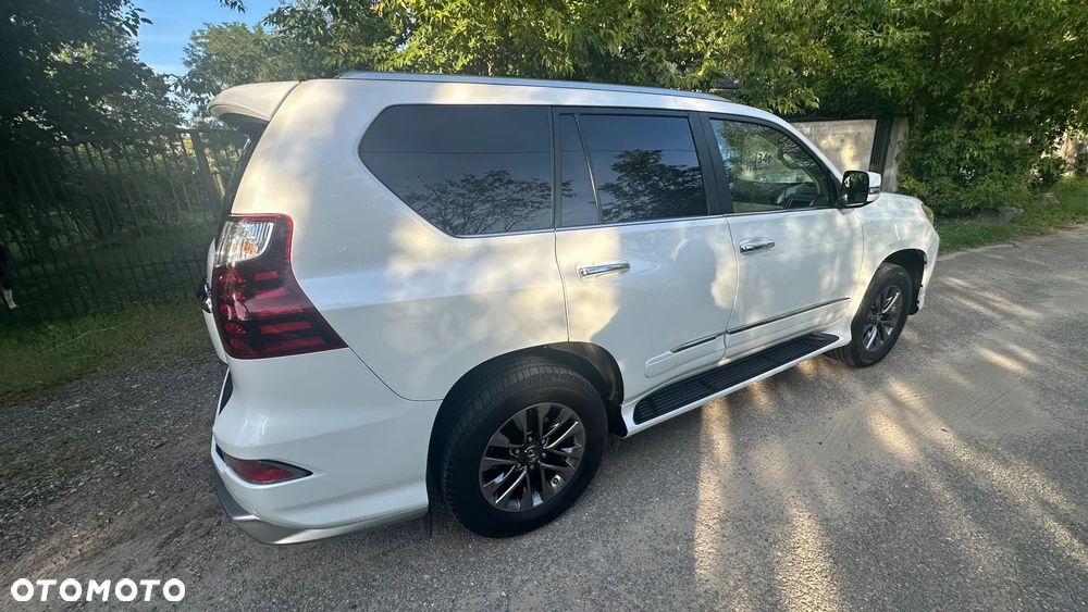 Lexus GX - 20