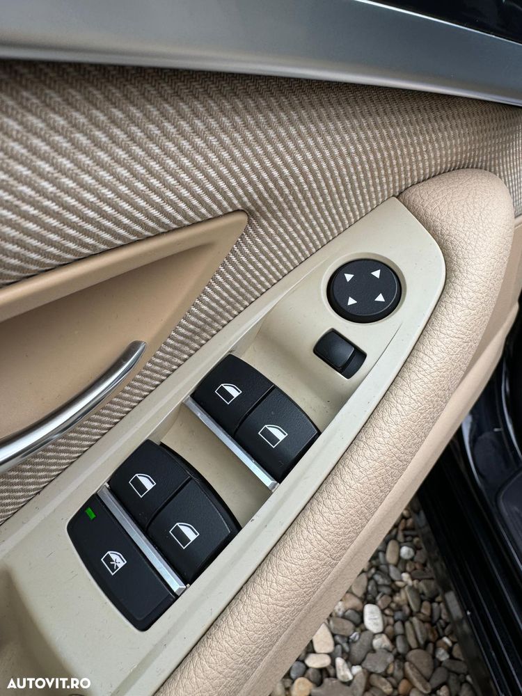 BMW Seria 5 525d xDrive - 6