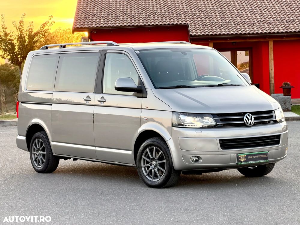 Volkswagen Caravelle - 10