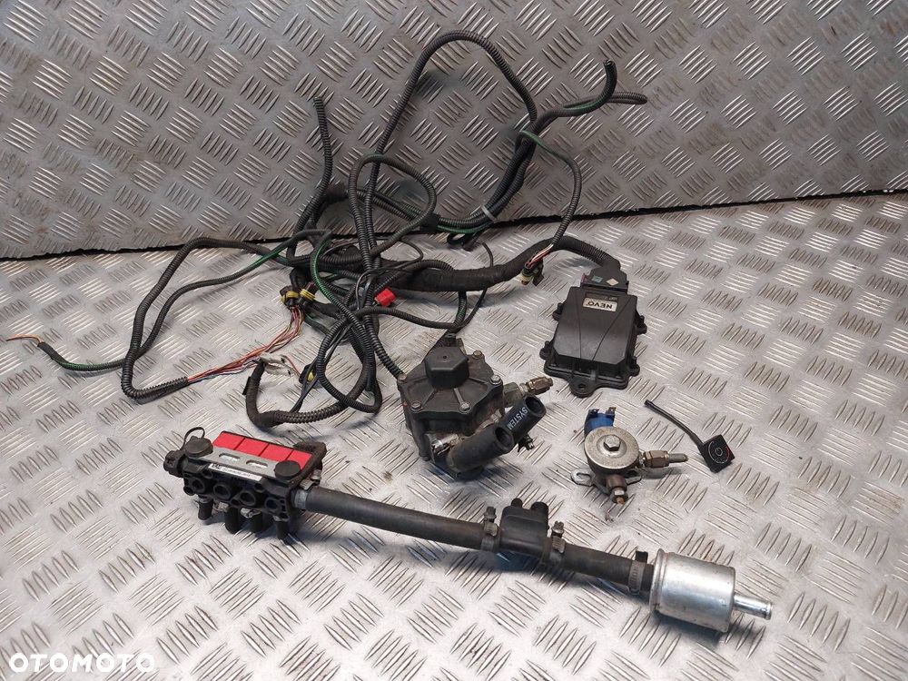 INSTALACJA GAZOWA LPG VOLVO V40 1.6 16V 67R-013787 - 1