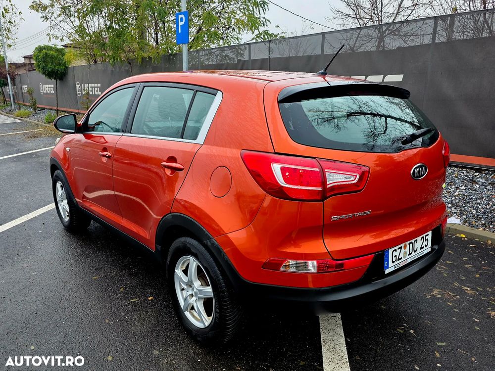 Kia Sportage 1.7 CRDI 2WD Spirit - 4