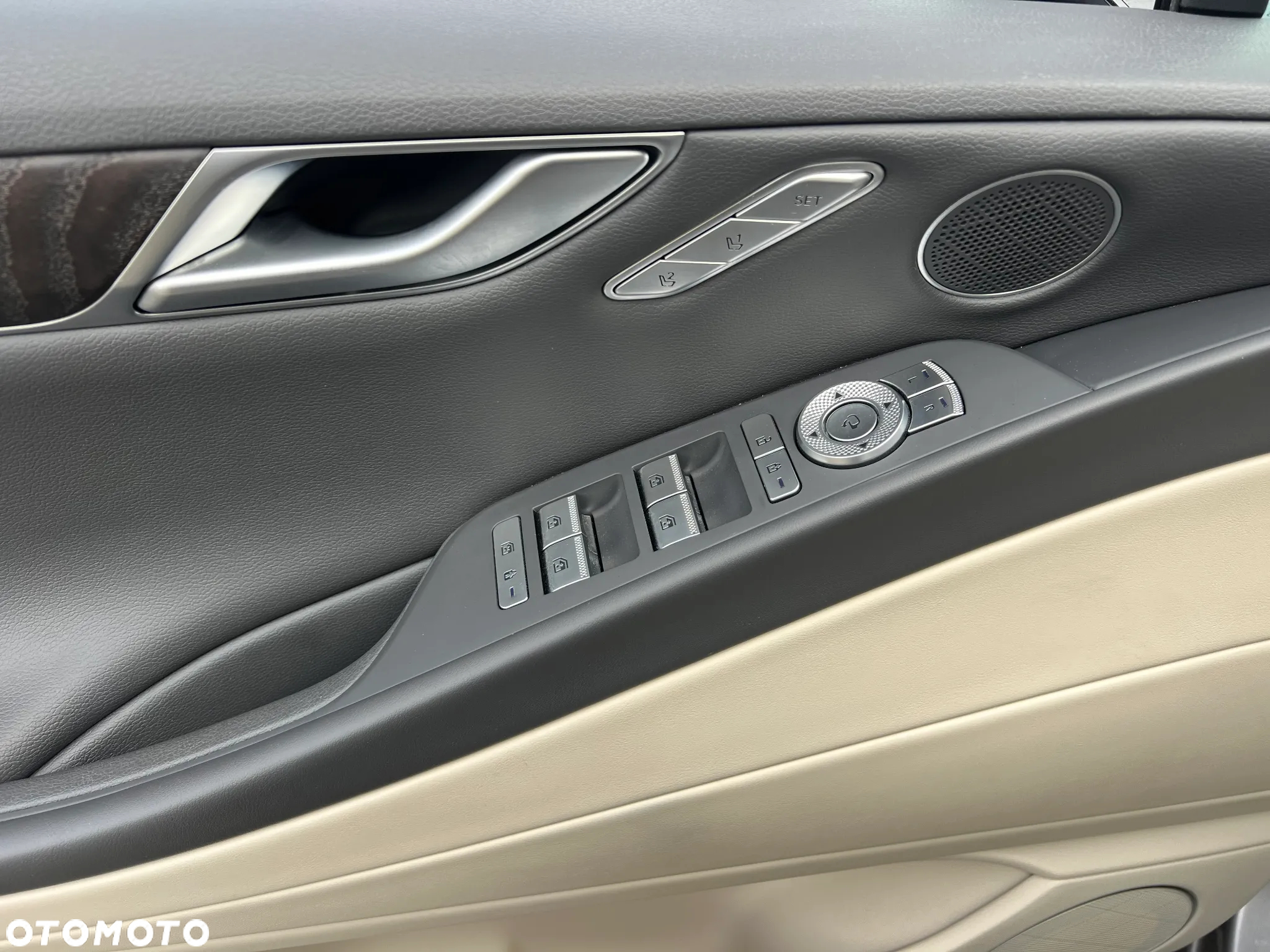 Genesis G80 2.5T AWD AT8 Luxury Line - 13