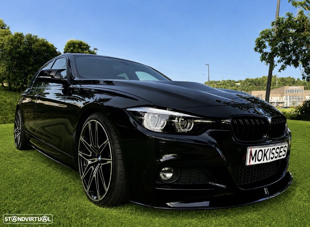BMW 330 e iPerformance Pack M Shadow - 2