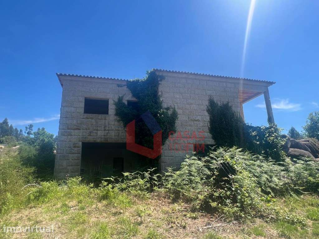 Quinta Rural com 12.806m2, com moradia térrea de 3 quartos em const... - Grande imagem: 2/27