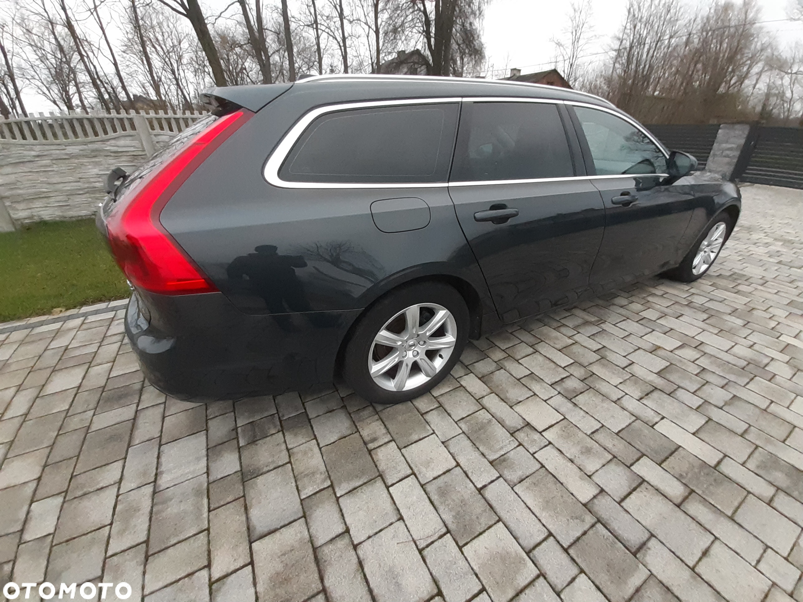 Volvo V90 D3 Momentum - 2