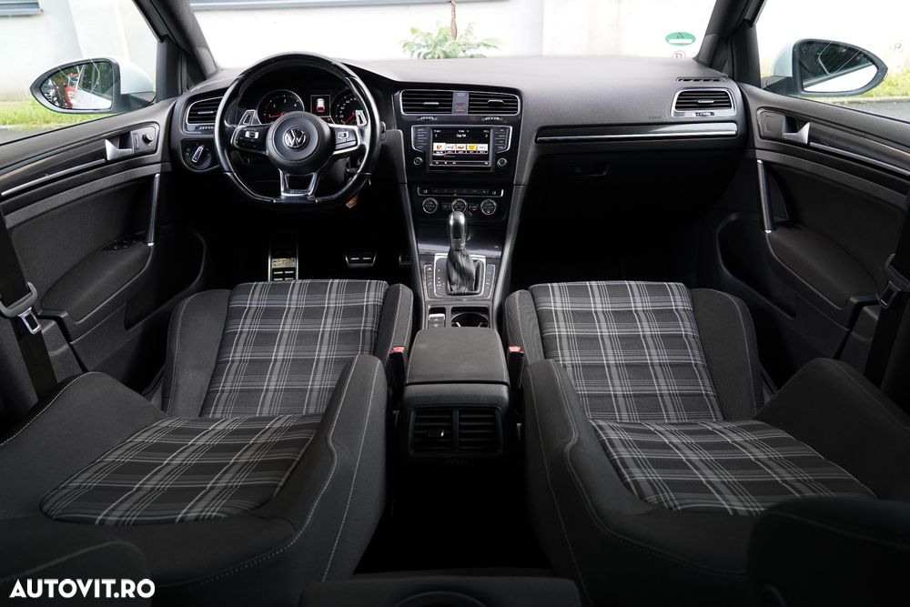 Volkswagen Golf GTD 2.0 TDI SCR DSG - 5