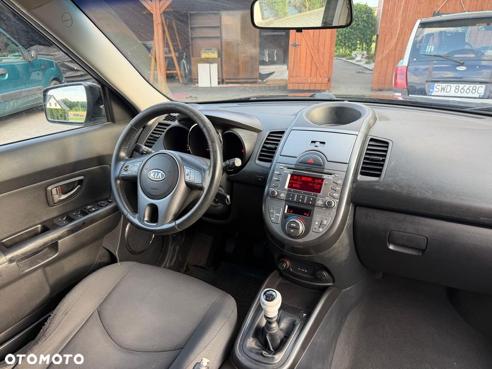 Kia Soul 1.6 CRDI L - 10