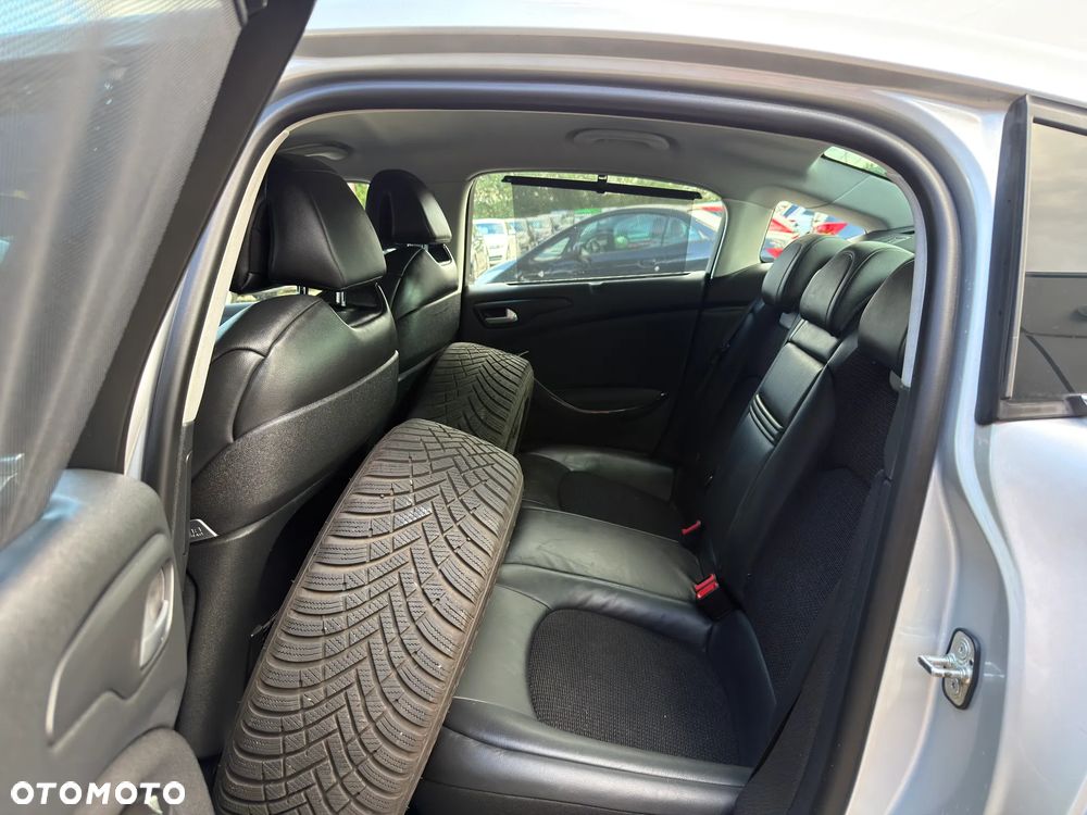 Citroën C5 2.0i 16V Exclusive Equilibre Navi - 32