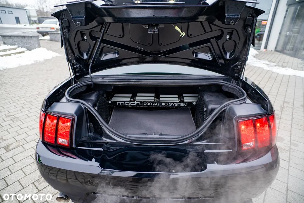 Ford Mustang 4.6 V8 GT - 27