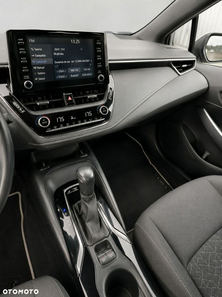 Toyota Corolla 1.8 Hybrid Comfort - 5
