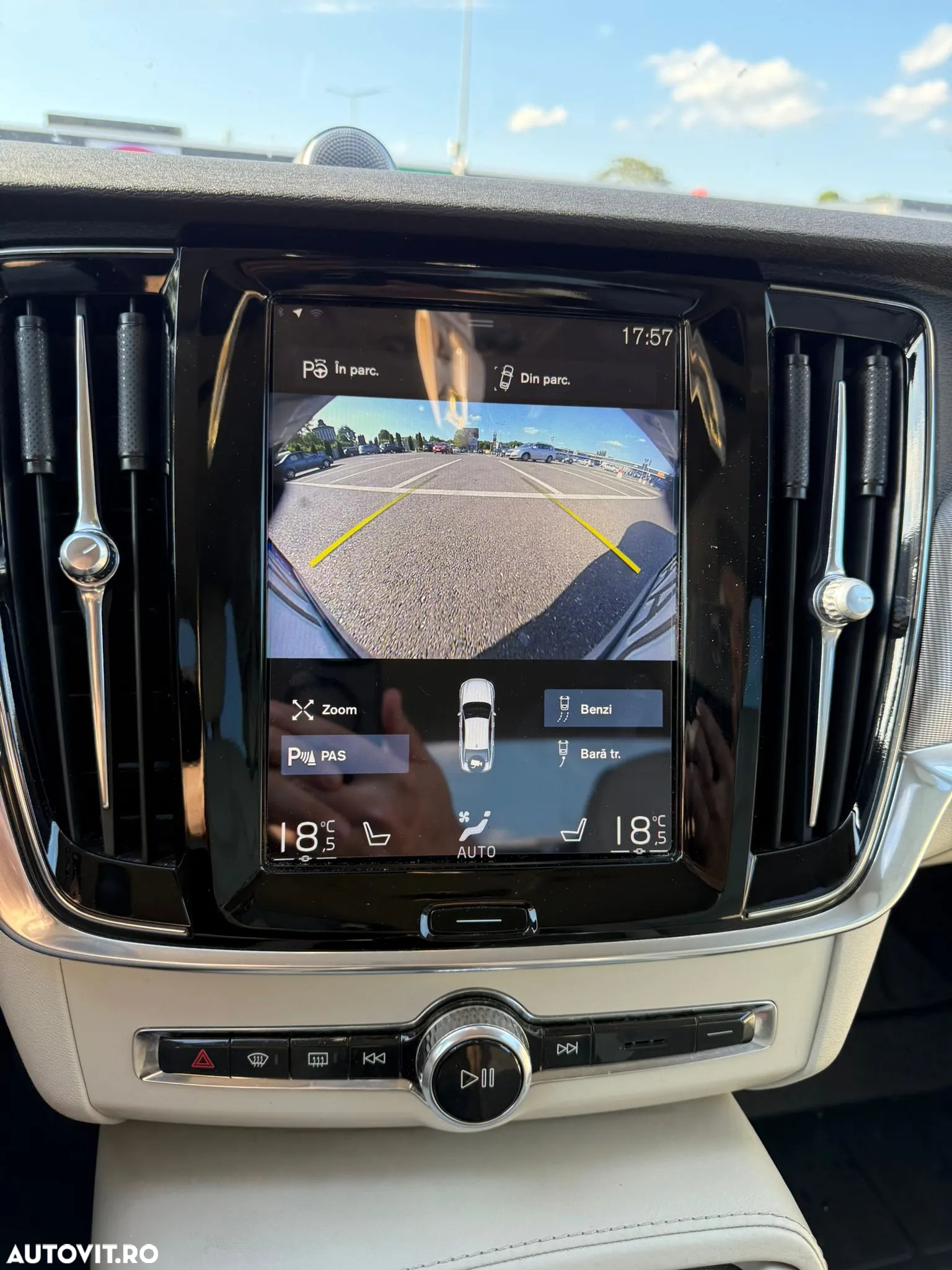 Volvo S90 D4 Inscription - 17
