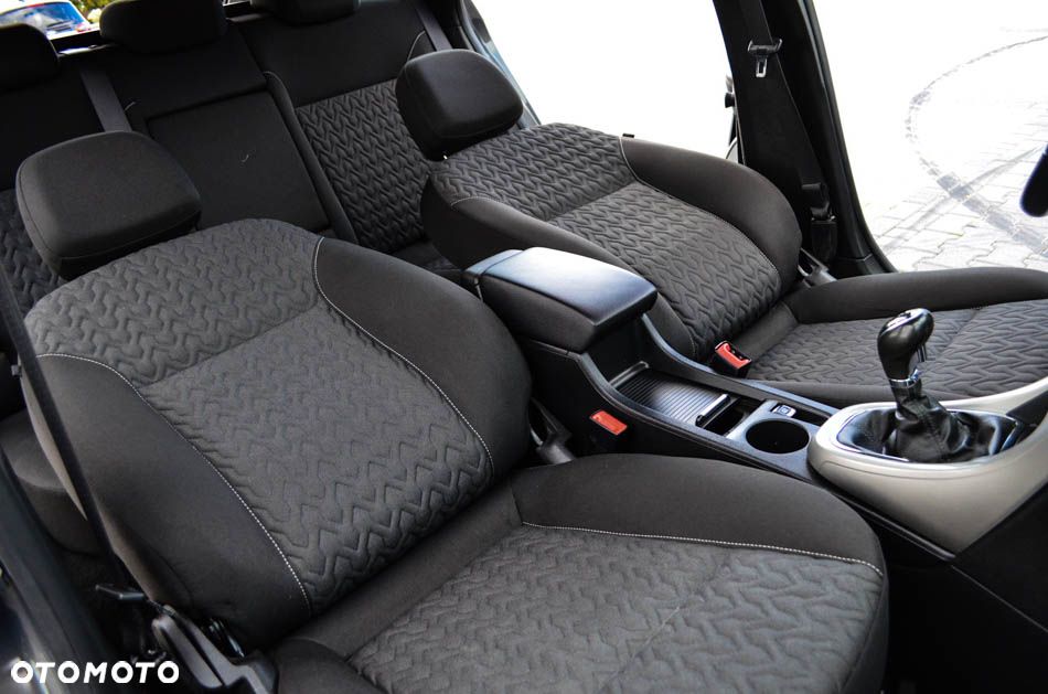 Opel Astra 1.4 Turbo Style - 36