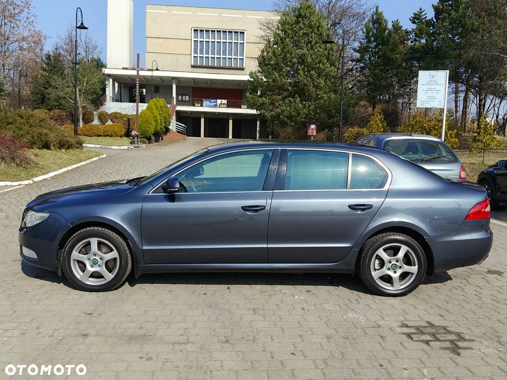 Skoda Superb - 1