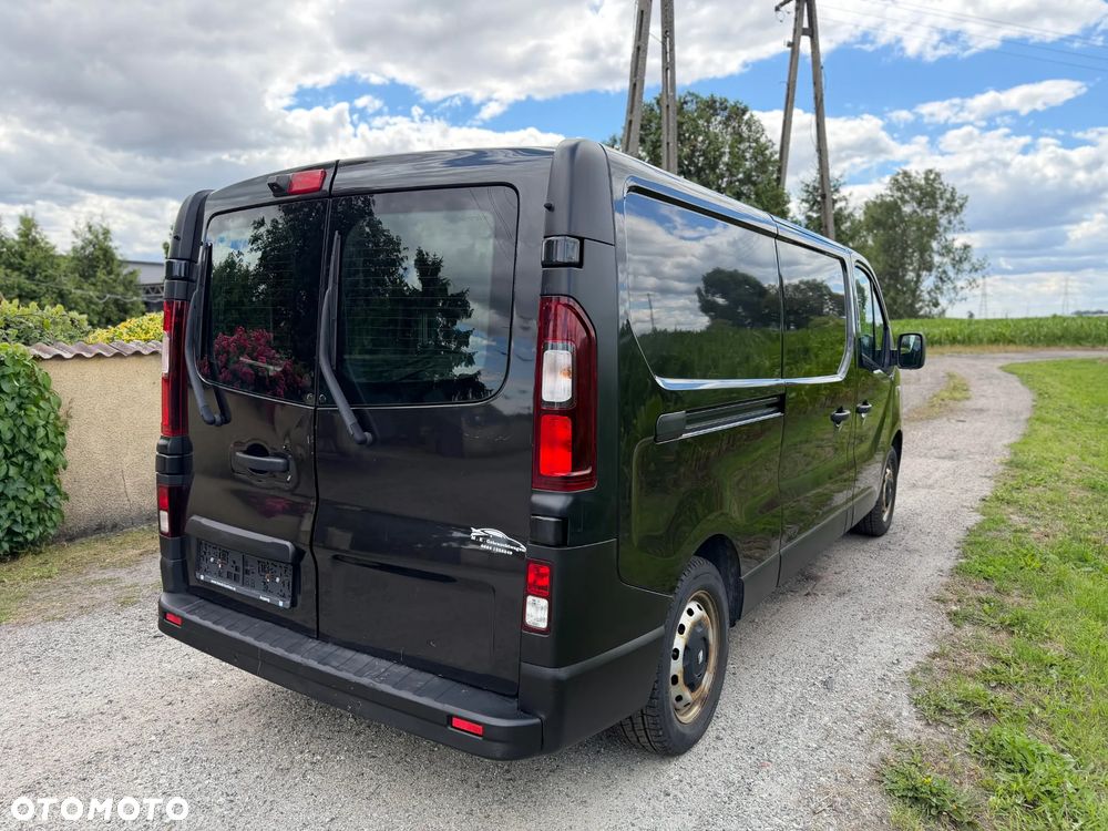 Opel Vivaro - 11