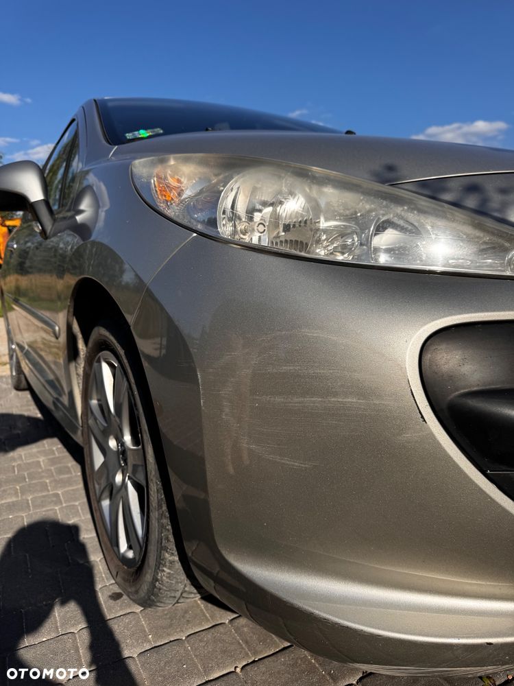 Peugeot 207 1.6 HDi 16V Sporty - 16