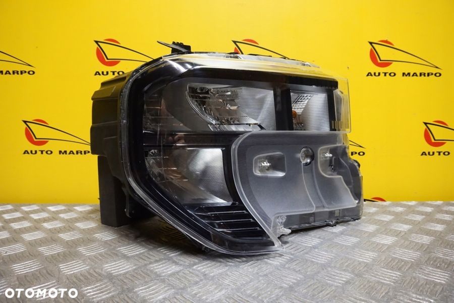 FORD MAVERICK LIFT 2025 2026- REFLEKTOR LAMPA LED PRAWA USA - 2