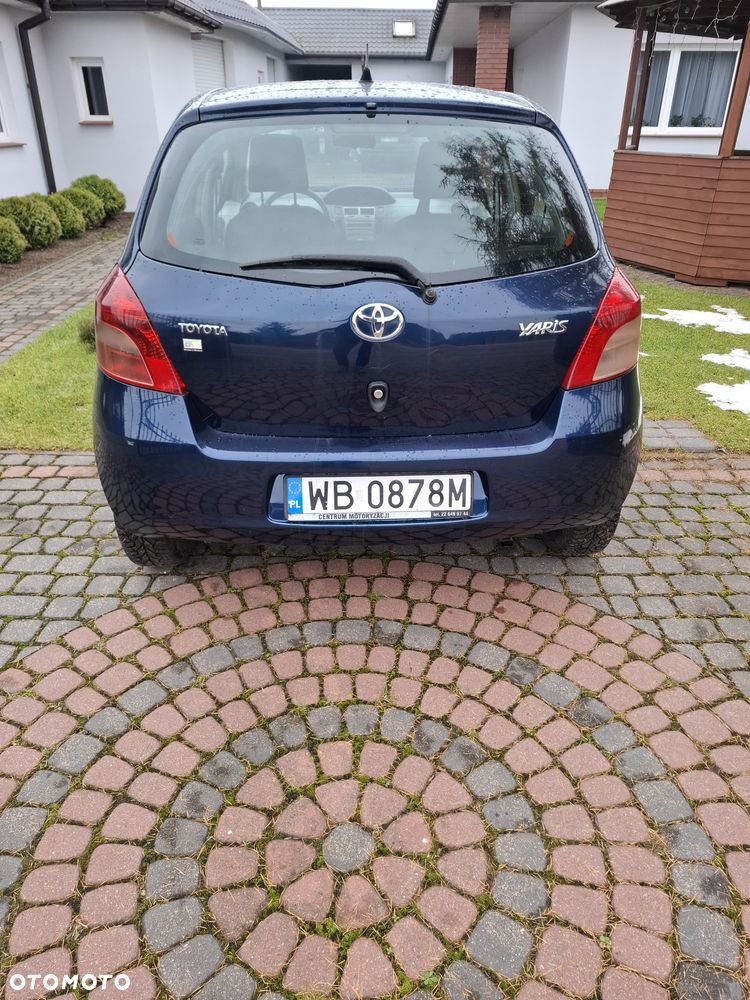 Toyota Yaris - 6