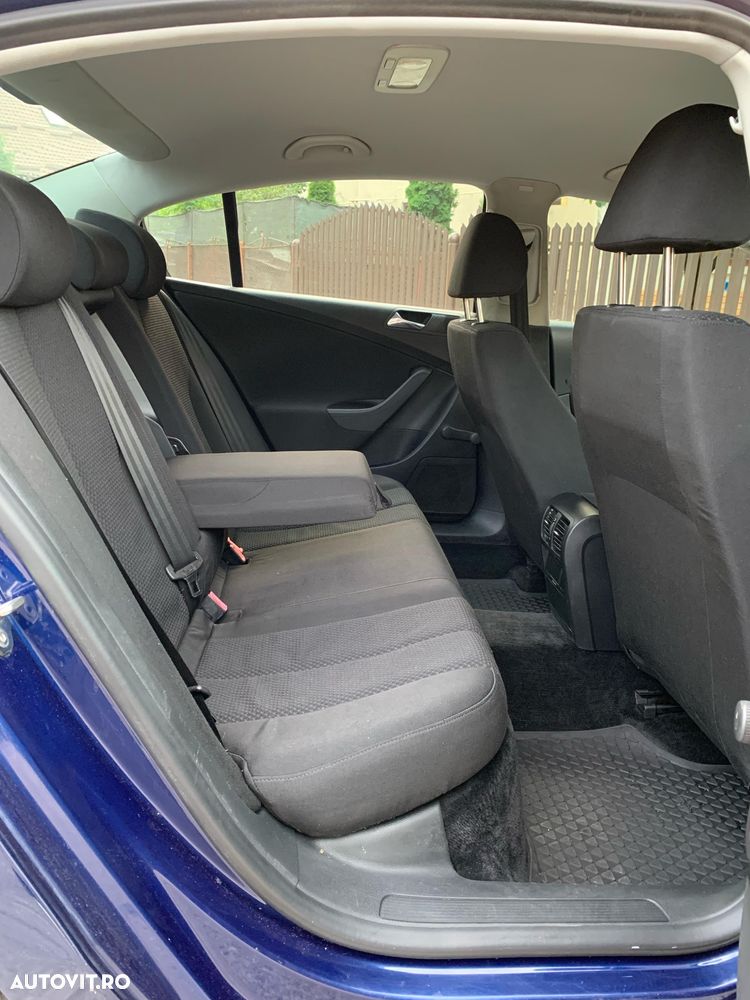 Volkswagen Passat 1.9 TDI Individual - 7