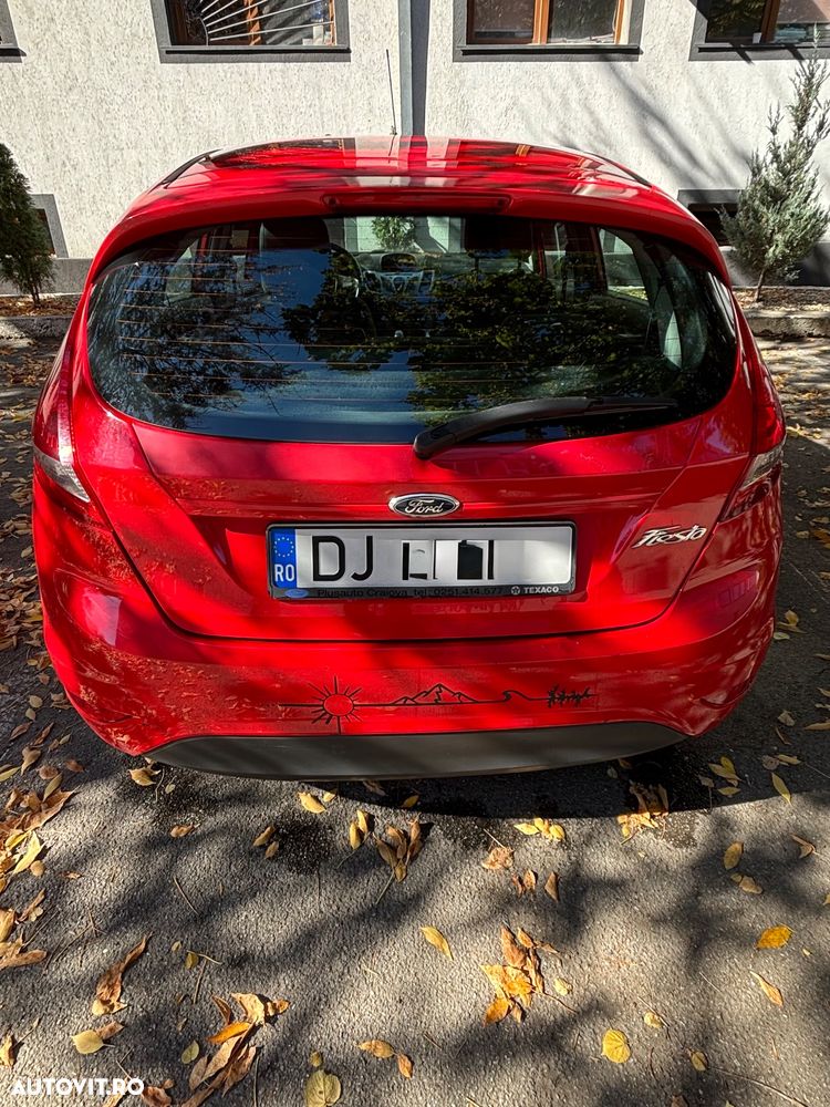 Ford Fiesta 1.25i Ambiente - 8