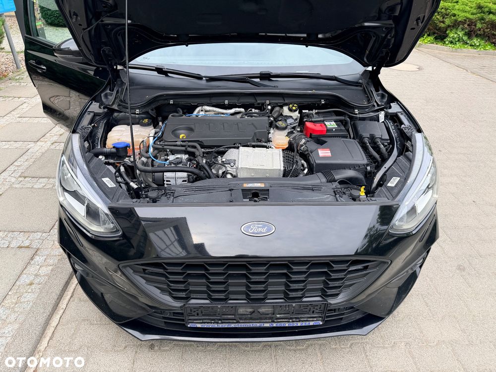 Ford Focus - 32