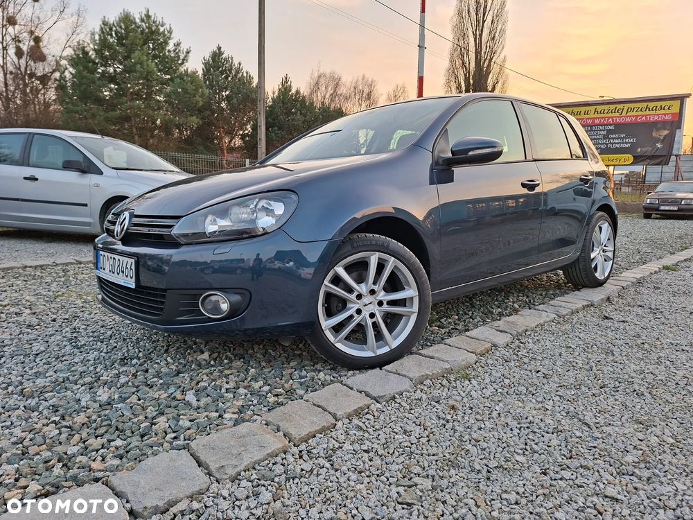 Volkswagen Golf 1.2 TSI BlueMotion Technology Comfortline - 2