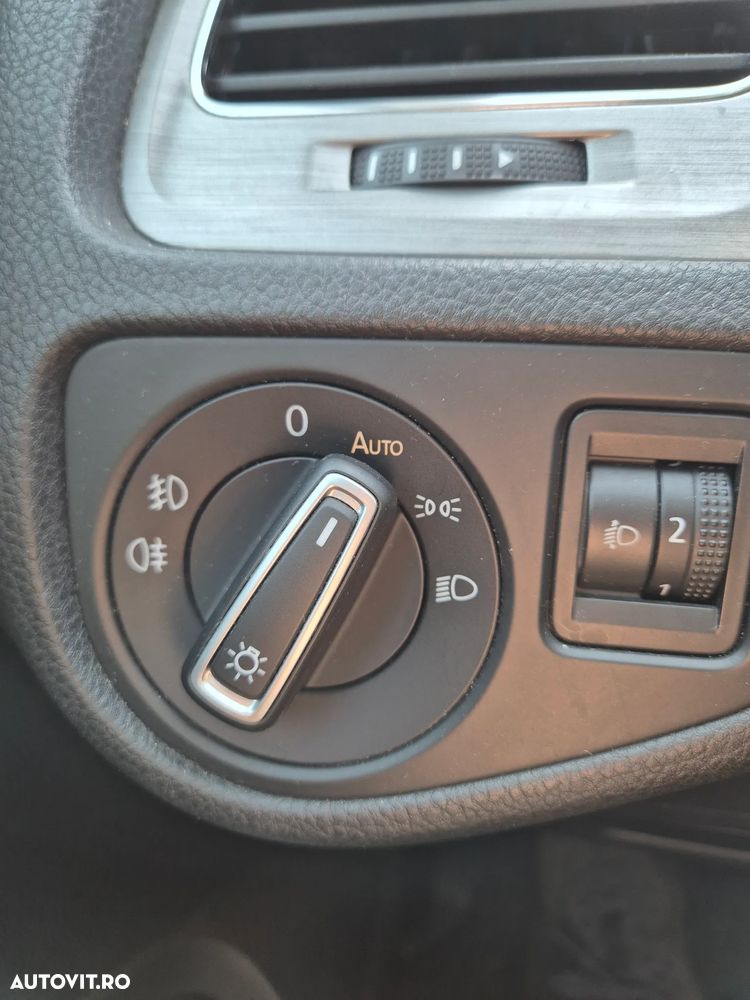 Volkswagen Golf 1.6 TDI 4Motion BlueMotion Technology Comfortline - 15